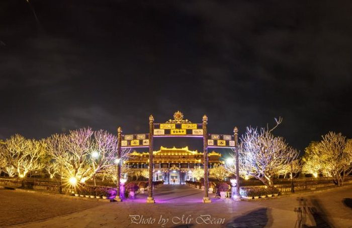 Hue-Imperial-Citadel-by-night